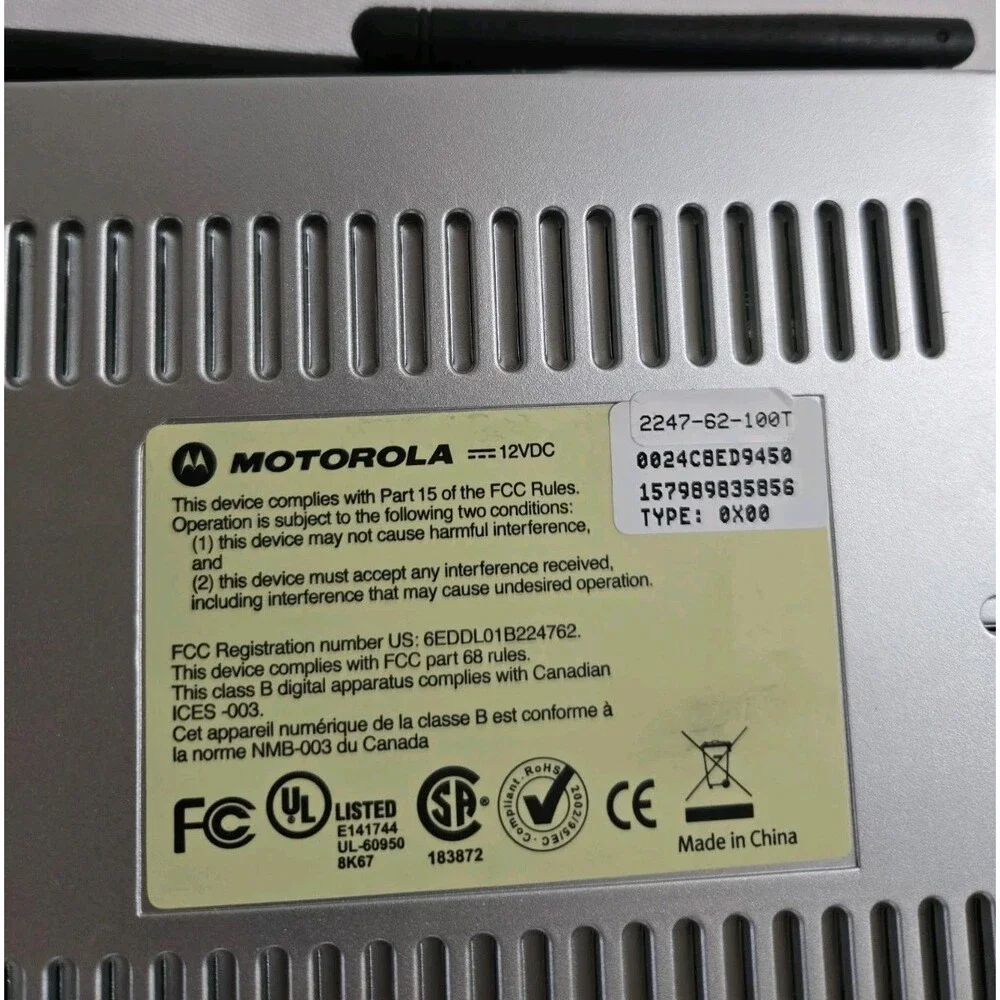 Motorola Modem 12VDC E141744 Router With Power Cord - Picture 3 of 4